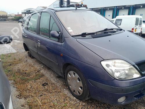 Right front fog light RENAULT SCÉNIC I MPV (JA0/1_, FA0_) 1.9 dCi (JA05, JA1F) | BP31231468C31 