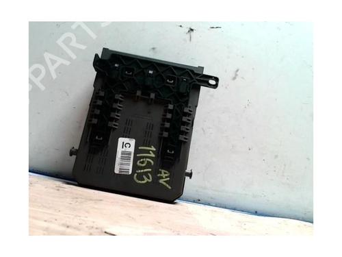 Fuse box CITROËN C5 I (DC_) 2.0 HDi (DCRHZB, DCRHZE) | BP25427755E1 