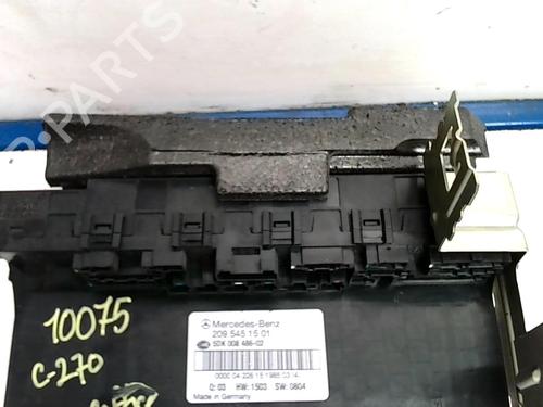 Used Fuse box MERCEDES-BENZ C-CLASS (W203) C 270 CDI (203.016) (170 hp) 25418101