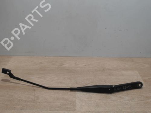 Used Front windshield wiper arm FORD FIESTA VI (CB1, CCN) 1.4 TDCi (68 hp) 25411983
