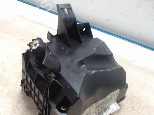 Fuse box PEUGEOT 208 I (CA_, CC_) 1.2 THP 110 | BP28001369E1