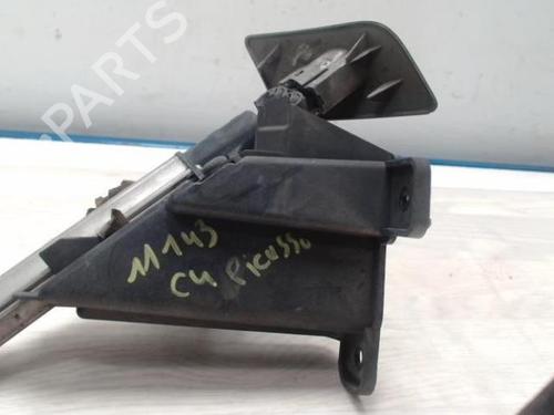 Washer pump CITROËN C4 Grand Picasso I (UA_) 2.0 HDi 138 | BP27541976E24 