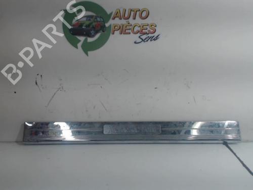 front-right-wheel-arch-trim-mercedes-benz-cls-c219-2004-2005-2006-2007-2008-2009-2010-2011-25398349 main image