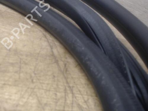 Gummiliste CHEVROLET CRUZE (J300) 2.0 CDI (150 hp) 31222730