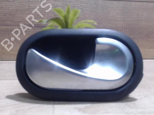 Used Front right interior door handle RENAULT SCÉNIC II (JM0/1_) 1.9 dCi (JM0G, JM12, JM1G, JM2C) (120 hp) 25385154