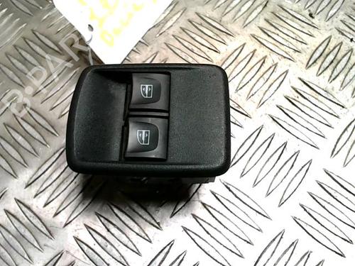 Used Left front window switch DACIA SANDERO II TCe 90 (B8M1, B8MA, B8AC) (90 hp) 32519770