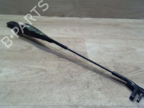 Used Front windshield wiper arm MERCEDES-BENZ E-CLASS (W211) E 270 CDI (211.016) (177 hp) 25414539