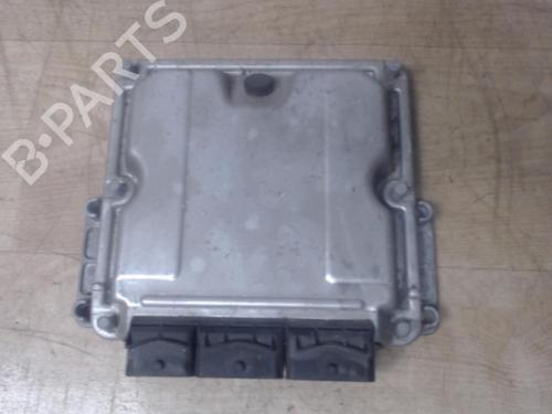Used Engine control unit (ECU) Engine control unit (ECU) RENAULT LAGUNA II (BG0/1_) 1.9 dCi (BG08, BG0G) (120 hp) 31230701 31230701
