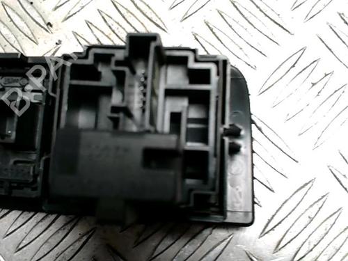 Switch RENAULT MEGANE III Coupe (DZ0/1_) 1.9 dCi (DZ0N, DZ0J, DZ1J, DZ1K) | BP31992273I30 