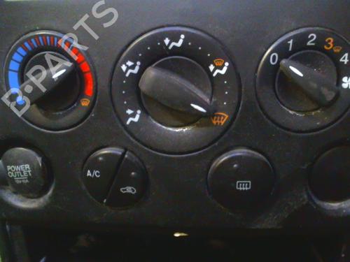 Climate control FORD TRANSIT CONNECT (P65_, P70_, P80_) 1.8 TDCi | BP25395686I5