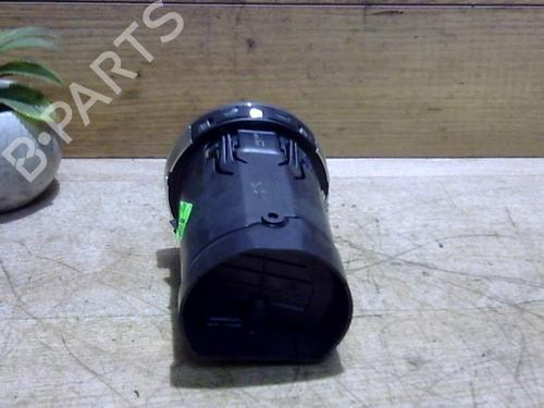 Luftventil PEUGEOT 308 I (4A_, 4C_) 1.6 HDi (90 hp) 31228596