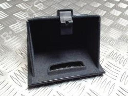 Used Cup/Object holder RENAULT LAGUNA III (BT0/1) 2.0 dCi (BT01, BT08, BT09, BT0E, BT0K, BT12, BT1C, BT1D,... (150 hp) 25923870