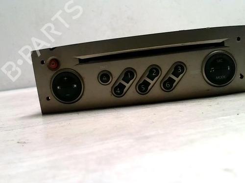 radio-renault-scenic-ii-jm01_-2003-2004-2005-2006-2007-2008-2009-2010-25423094 main image