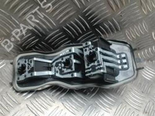 Używane Lampa oświetlenia tablicy rejestracyjnej RENAULT SCÉNIC II (JM0/1_) 1.6 16V (JM1R) (112 hp) 30650580