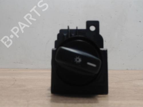 Used Headlight switch MERCEDES-BENZ B-CLASS Sports Tourer (W245) B 180 CDI (245.207) (109 hp) 25386407