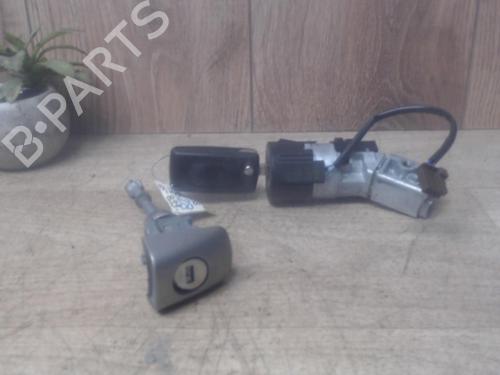 Used Ignition barrel PEUGEOT 5008 (0U_, 0E_) 1.6 HDi (110 hp) 25415985
