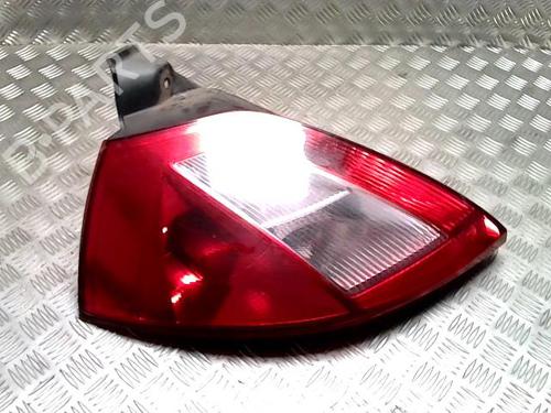 Used Left taillight Left taillight RENAULT MEGANE II (BM0/1_, CM0/1_) 1.6 16V (BM0C, CM0C) (113 hp) 33266418 33266418