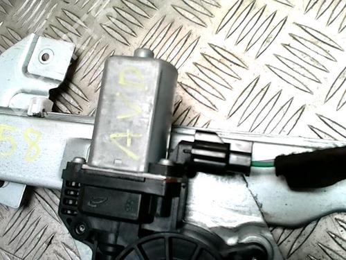 Rudehejsemekanisme Højre foran DACIA DUSTER (HS_) 1.5 dCi | BP32365513C23