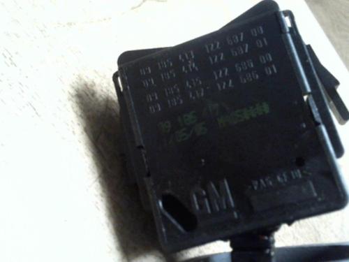 Spak kontakt OPEL MERIVA A MPV (X03) 1.7 CDTI (E75) (100 hp) 31227837