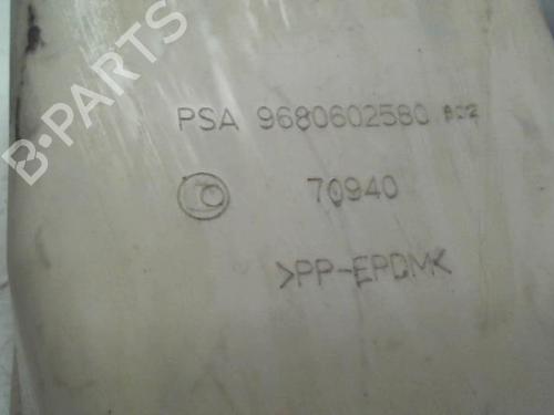 Consola central PEUGEOT 308 I (4A_, 4C_) 1.6 HDi (109 hp) 31228652