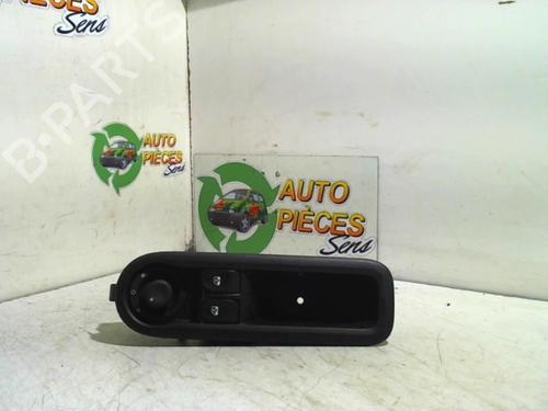 Mando RENAULT TWINGO II (CN0_) 1.2 16V (CN0K, CN0V, CN0A) (76 hp) 31238493