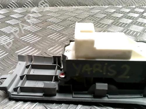 Left front window switch TOYOTA YARIS (_P9_) 1.4 D-4D (NLP90_, NLP90R) | BP31257380I27