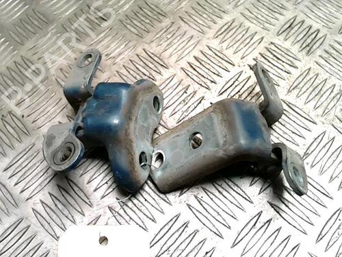 Used Hinge/Door check strap TOYOTA YARIS (_P9_) 1.4 D-4D (NLP90_, NLP90R) (90 hp) 31257390