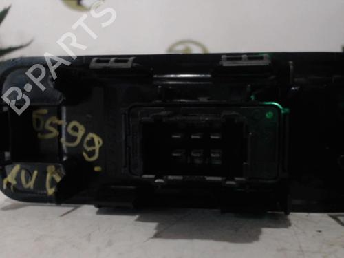 Right front window switch PEUGEOT 407 (6D_) 2.0 HDi 135 (6DRHRH, 6DRHRE, 6DRHRG, 6DRHRJ) | BP25409647I26