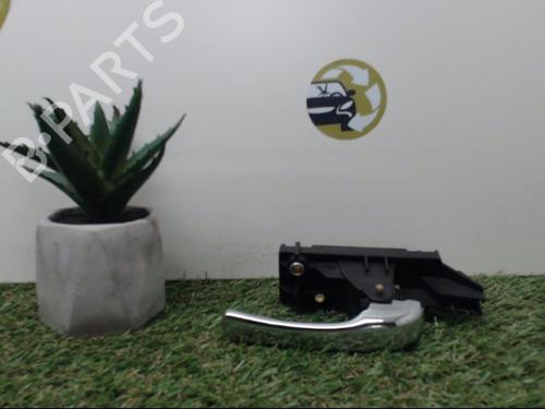 Used Front right interior door handle Front right interior door handle ALFA ROMEO 166 (936_) 2.4 JTD (936A2A__) (136 hp) 25397260 25397260
