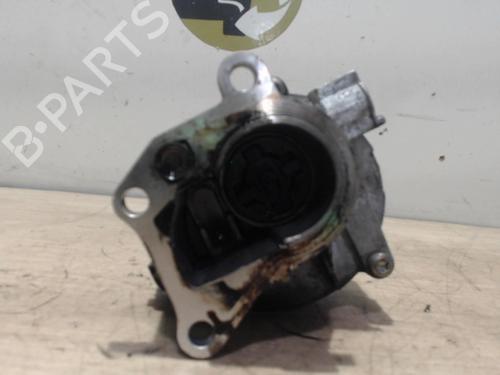 Used Vacuum pump RENAULT MEGANE II (BM0/1_, CM0/1_) 1.9 dCi (BM0G, CM0G) (120 hp) 31218626