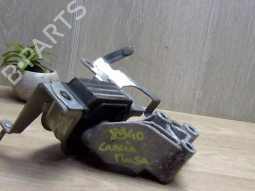 Used Engine mount LANCIA MUSA (350_) 1.3 D Multijet (350.AXB11, 350.AXB1A) (70 hp) 25401768