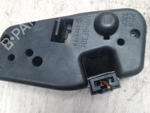 Luce targa BMW 3 (E46) 318 i (118 hp) 31235316