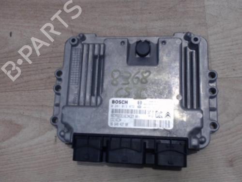 Used Engine control unit (ECU) CITROËN C5 III Break (RW_) 1.6 HDi 110 (RW9HZC) (109 hp) 25386459