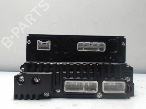 Used Radio HYUNDAI TUCSON (JM) 2.0 CRDi (136 hp) 25416890