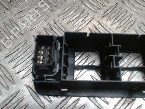 Switch RENAULT LAGUNA II (BG0/1_) 2.0 16V (BG00, BG0K, BG0P, BG0W) | BP31238083I30