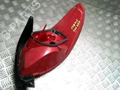 Venstre baglygte PEUGEOT 206 Hatchback (2A/C) 1.6 16V | BP25923871C34 