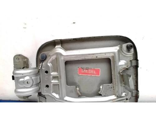 Fuel flap NISSAN QASHQAI I (J10, NJ10) 2.0 dCi | BP25418190C131