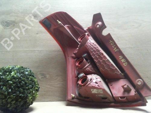 Højre baglygte SUZUKI SWIFT III (MZ, EZ) 1.3 DDiS (RS413D) (75 hp) 31232904