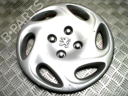Used Hub cap Hub cap PEUGEOT 206 CC (2D) 1.6 16V (2DNFUF, 2DNFUR) (109 hp) 35776880 35776880