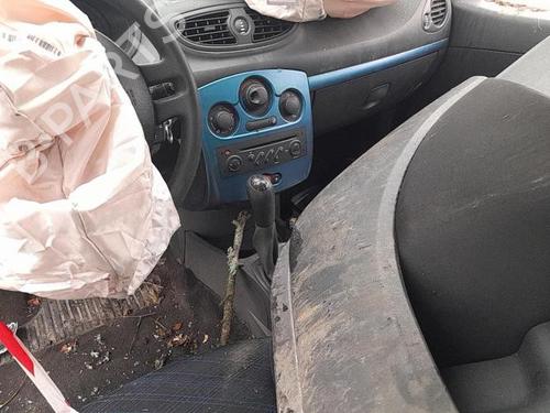 Headlight switch RENAULT CLIO III (BR0/1, CR0/1) 1.5 dCi (C/BR0G, C/BR1G) | BP27974580I24 