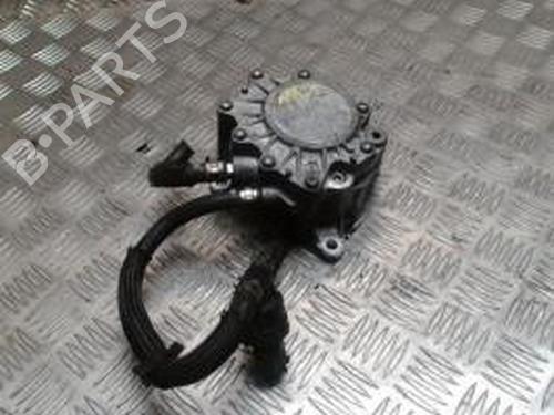 Vakuumpumpe MITSUBISHI OUTLANDER II (CW_W) 2.0 DI-D (CW8W) (140 hp) 30598105