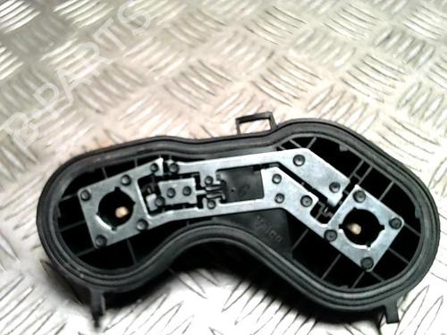 Éclairage de plaque d'immatriculation RENAULT MEGANE II (BM0/1_, CM0/1_) 1.6 16V (BM0C, CM0C) (113 hp) 33116330