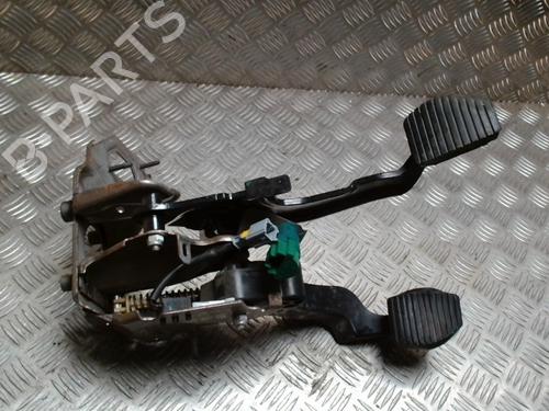 Used Pedal Pedal PEUGEOT 208 I (CA_, CC_) 1.2 VTI 82 (82 hp) 36301094 36301094