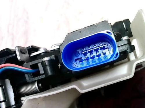 Front left lock VW GOLF V (1K1) 1.9 TDI | BP28031885C98