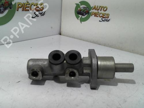 Used Brake master cylinder AUDI A6 C4 (4A2) 2.5 TDI (140 hp) 30665748