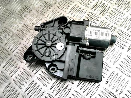 Motor do elevador de vidro trás direito RENAULT SCÉNIC III (JZ0/1_) 1.5 dCi (110 hp) 31231970