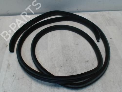 Gummilist BMW 3 (E46) 318 i (118 hp) 31235340