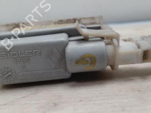 Licence plate light RENAULT MEGANE II (BM0/1_, CM0/1_) 1.9 dCi (BM0G, CM0G) | BP25418673I40 