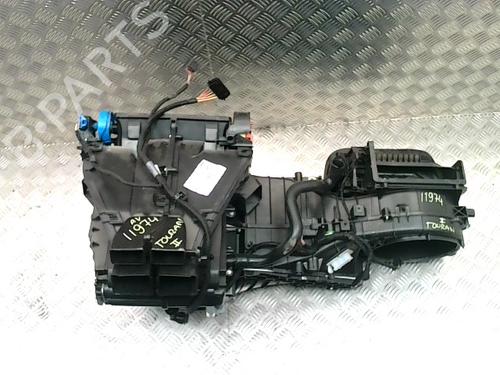 Heater matrix box VW TOURAN (1T3) 1.6 TDI | BP31221260M61 - Image 4