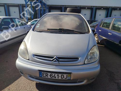 Left headlight CITROËN XSARA PICASSO (N68) 2.0 HDi | BP26588207C28 